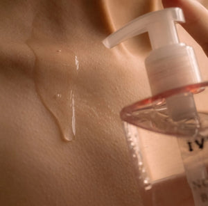 IVY AÏA Nourishing Body Wash 2 in 1 400 ML