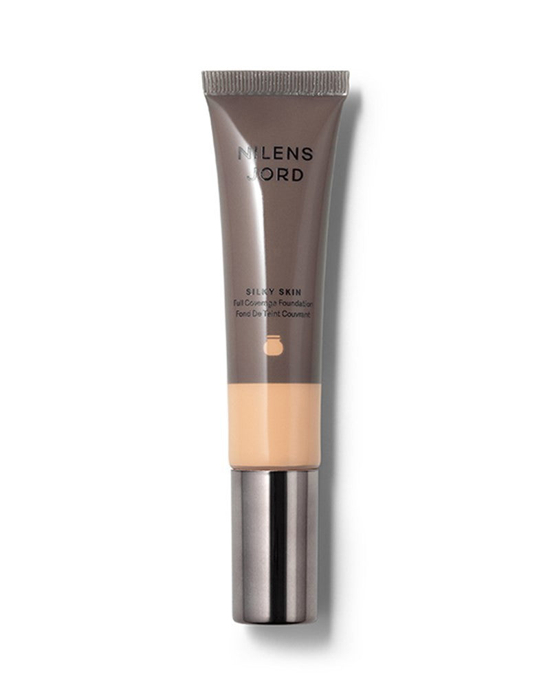 Nilens Jord - Silky Skin Foundation - Bright