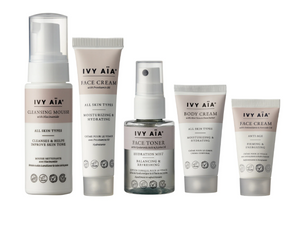 Ivy Aïa Travel Size Kit + Kosmetiktaske, Elodie Royal Blue